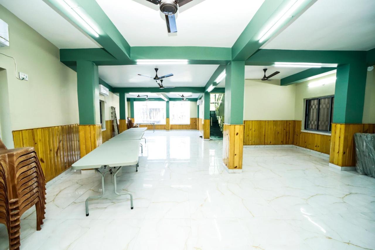 Rishika Guest House And Banquet Kolkata Ngoại thất bức ảnh