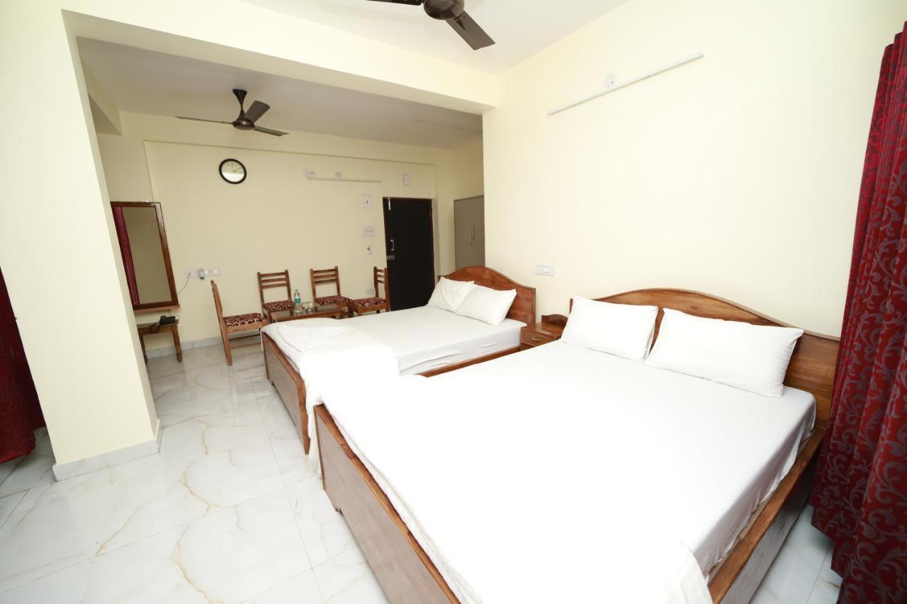 Rishika Guest House And Banquet Kolkata Ngoại thất bức ảnh