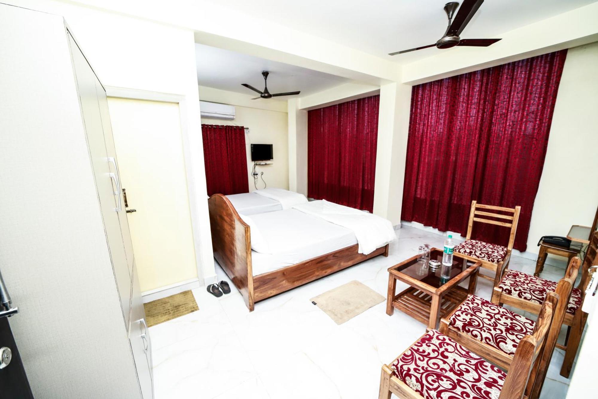 Rishika Guest House And Banquet Kolkata Ngoại thất bức ảnh